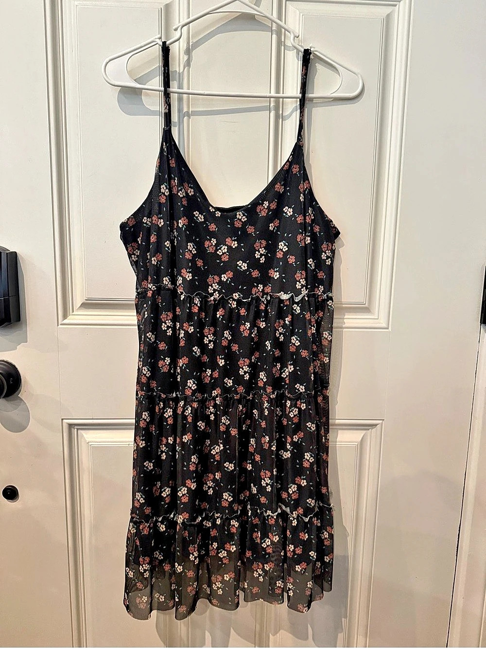 Love Stitch Floral Mini Dress in Black Size XXL Like New